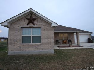 16822 Delana Ave, Elmendorf, TX 78112