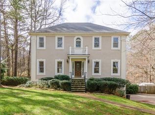 815 Pinehurst Dr, Woodstock, GA