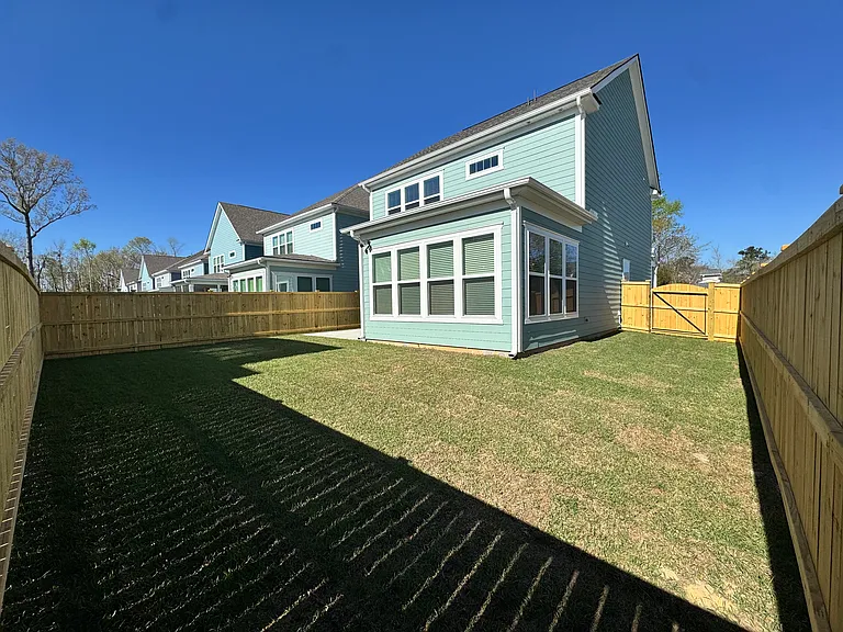 1740 Grovehurst Dr — Photo 18