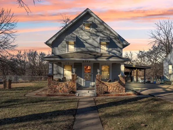 2725 SE Pennsylvania Ave, Topeka, KS 66605