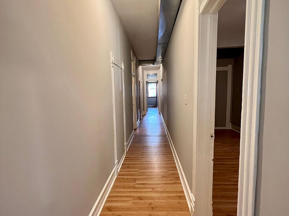 1st image of 4611 S Vincennes Ave #1