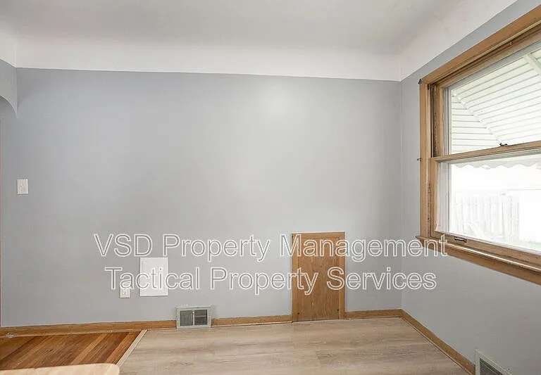 19268 Stafford Ave — Photo 13