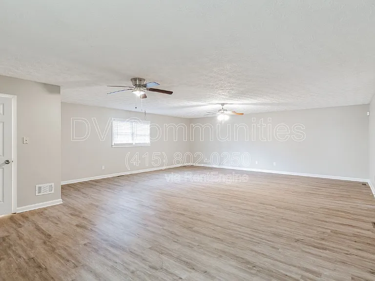 1605 Sugar Plum Dr SW — Photo 21