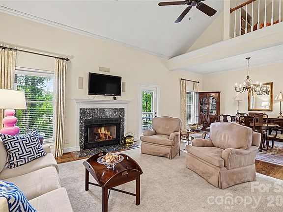 4th image of 6419 Scarlet Oak Ln