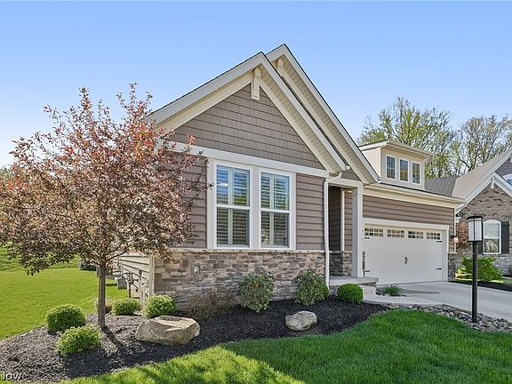 3rd image of 4677 Yellow Birch Cir