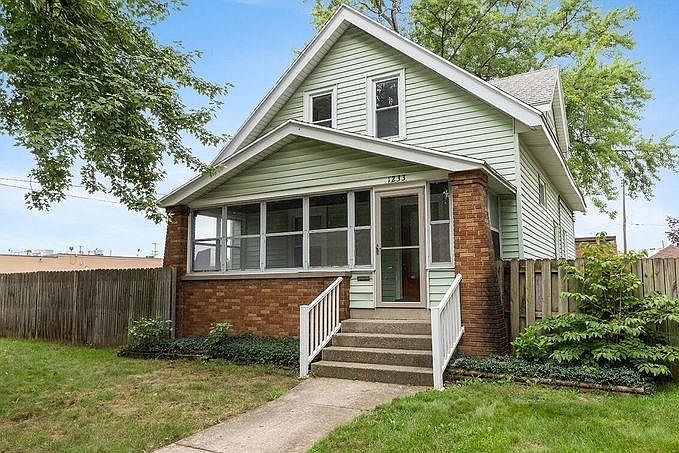 1st image of 1233 Muskegon Ave NW