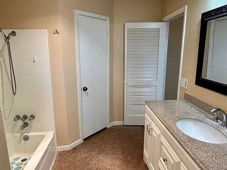 22330 Coriander Dr — Photo 14