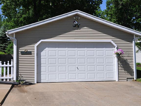 5th image of 4264 Causeway Dr NE
