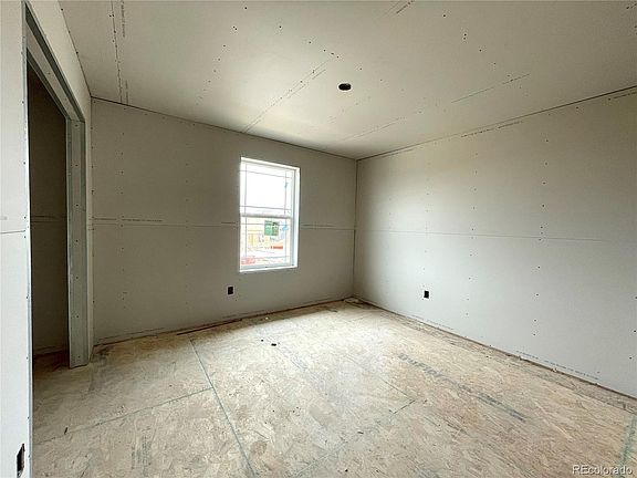 3rd image of 2668 Painted Turtle Ave