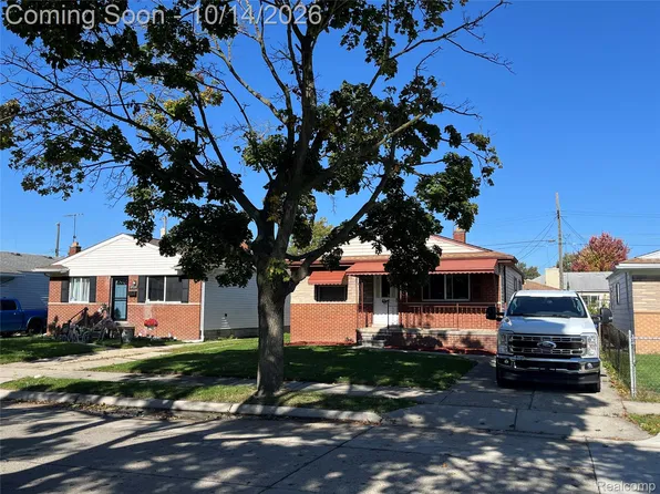 8731 Lozier Ave, Warren, MI 48089
