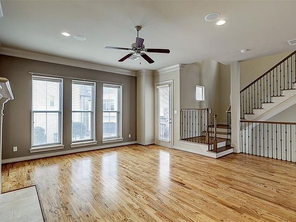 4th image of 3142 Pemberton Walk