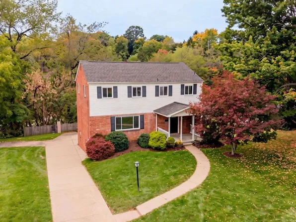 3107 Dennison Rd, Bethel Park, PA 15102