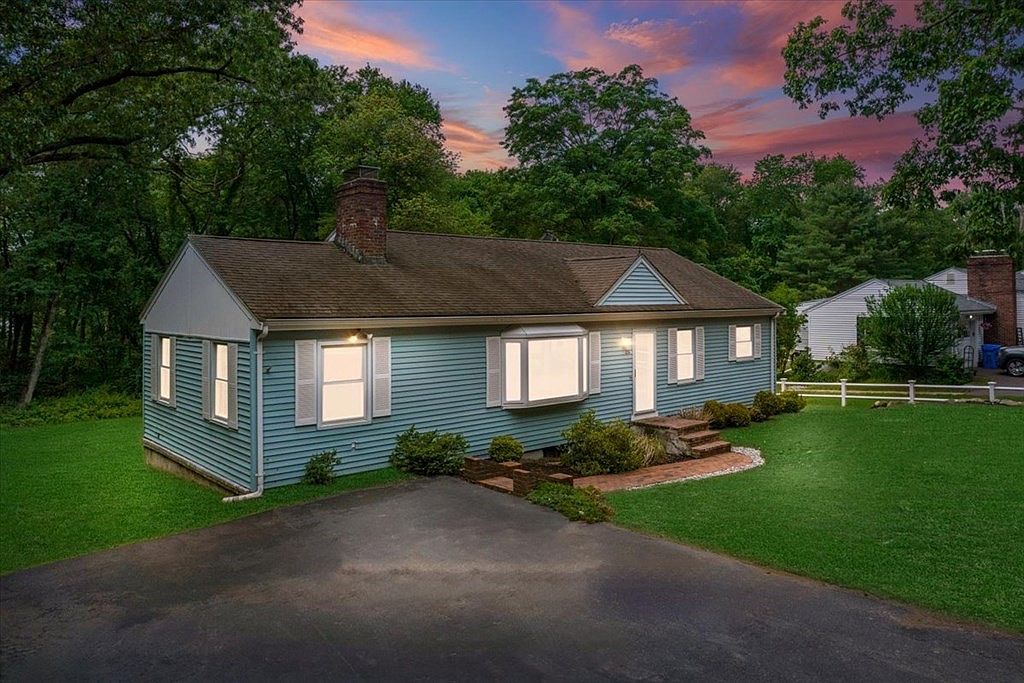 236 High St, Holliston, MA 01746 Zillow