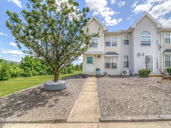 455 S Market St, Nanticoke, PA 18634