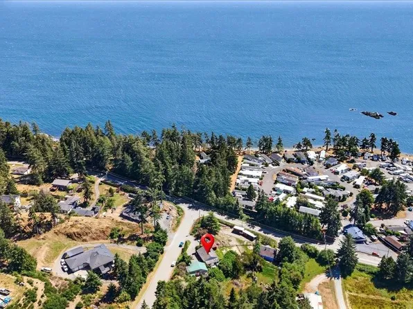 2216 Carpenter Rd, Capital, BC V9Z 0R7