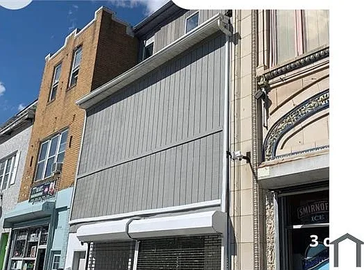 1637 Atlantic Ave — Photo 2