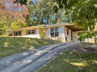 2761 Wayman Dr, Gainesville, GA 30506