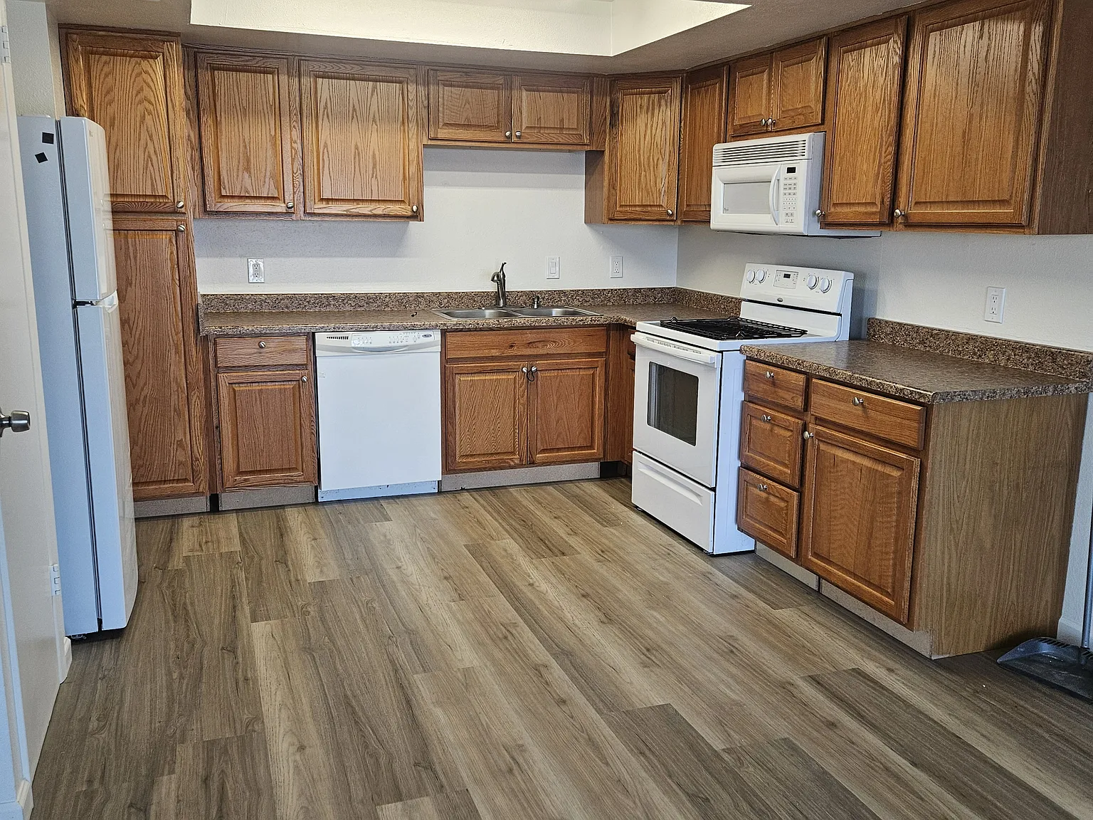3600 Washita Dr — Photo 2