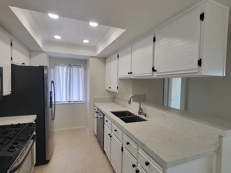 25244 Birch Grove Ln — Photo 12