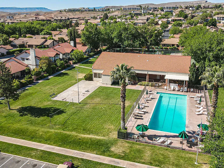 545 S Valley View Dr #137 — Photo 47
