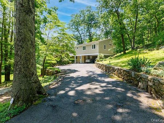 4th image of 129 Park Ln