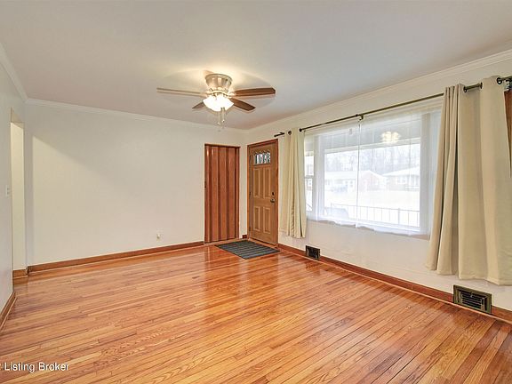 5th image of 9311 Ponder Ln