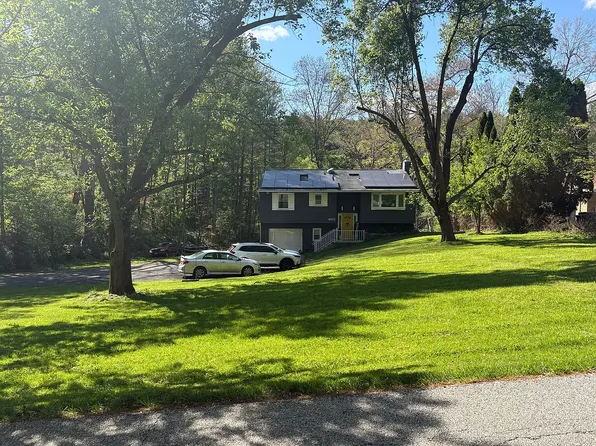 4652 Poole Rd #1, Sykesville, MD 21784