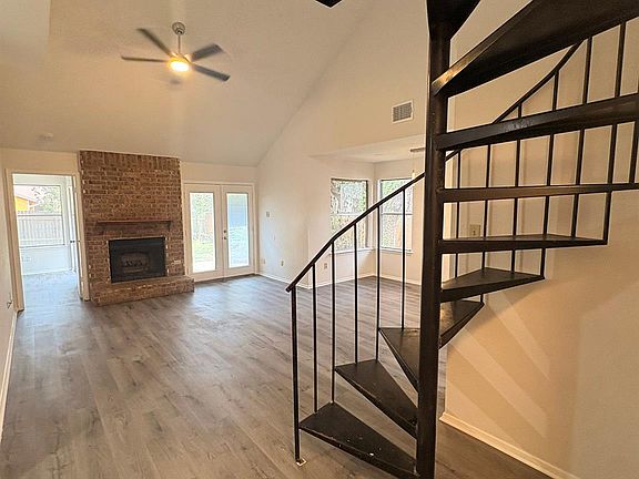 4th image of 12406 Coronet St #B