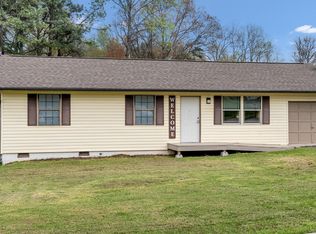 3328 Barbury Ln, Knoxville, TN 37931