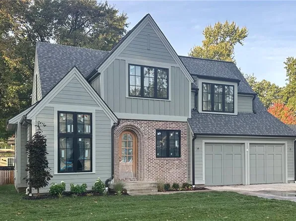 4217 W 74th St, Prairie Village, KS 66208