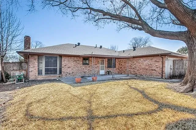 2203 Glen Forest Ln — Photo 34
