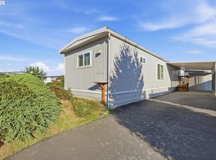 2902 E 2nd St UNIT 37, Newberg, OR 97132