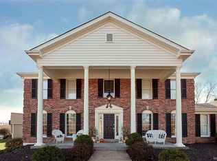 2750 Autumn Run Ct, Chesterfield, MO 63005