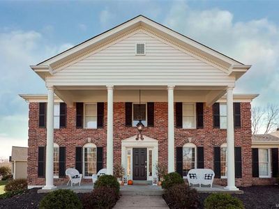 2750 Autumn Run Ct, Chesterfield, MO, 63005