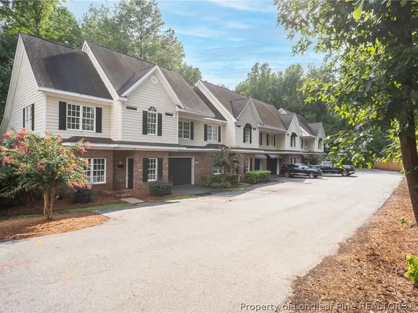 320 Glenburney Dr APT 106, Fayetteville, NC 28303