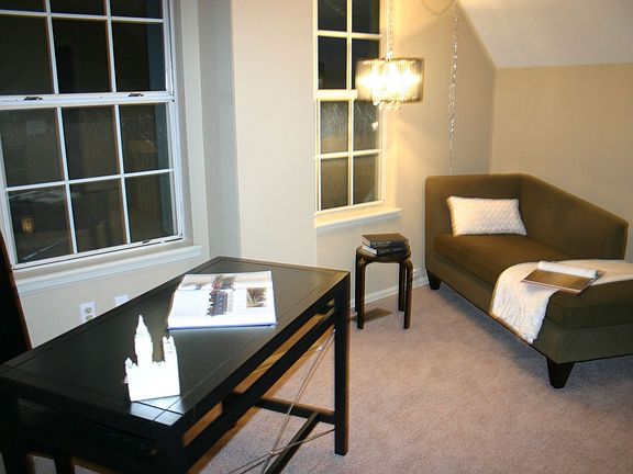 Relaxing loft off of master bedroom...great office, lounge, or nursury