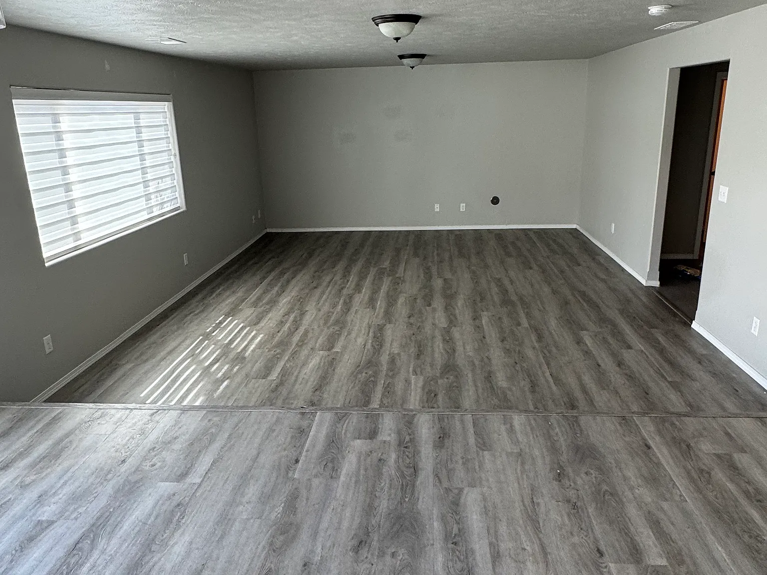 3 bed, 2.5 bath, 1935 sqft, $3,000 — Photo 4