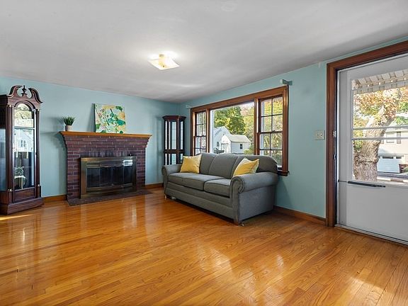 2nd image of 57 Sunrise Dr