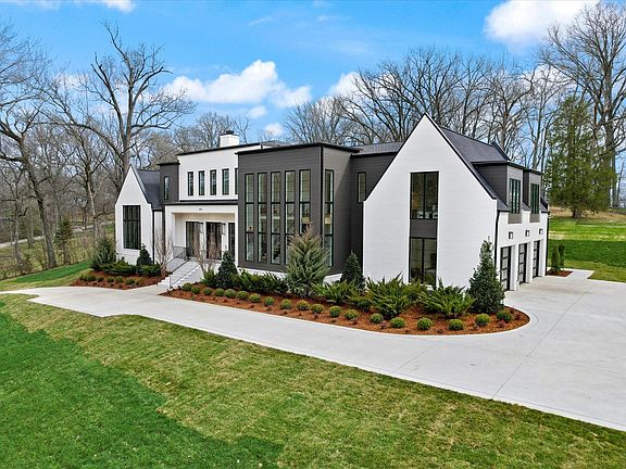 2nd image of 409 Hillwood Blvd