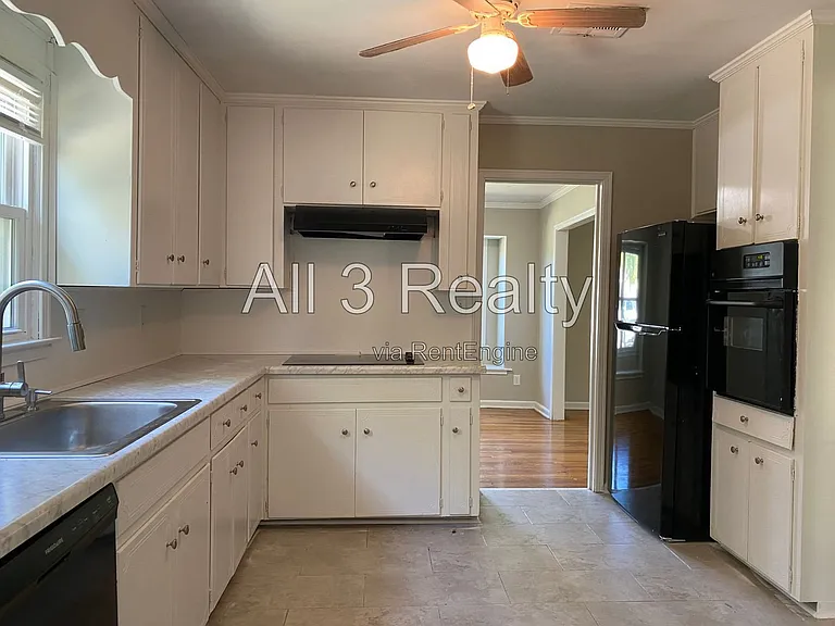 3012 Lansdowne Dr — Photo 13