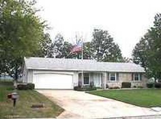 215 Illinois Dr, Bryan, OH 43506