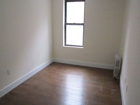 5th image of 285 Fort Washington Ave APT 26