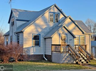 1506 10th St, Harlan, IA 51537