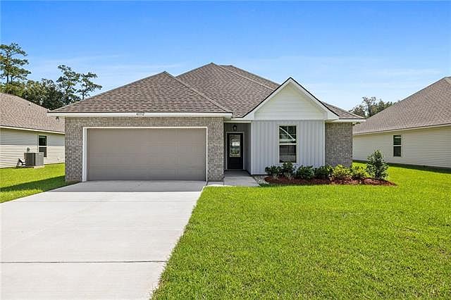 1st image of 41375 Rosewood Dr
