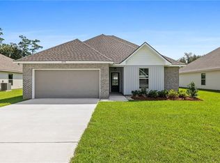 41375 Rosewood Dr, Hammond, LA 70401