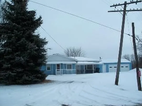 14N081 Reinking Rd, Pingree Grove, IL 60140