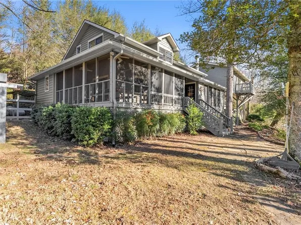 71 Timpson Cove Rd, Clayton, GA 30525