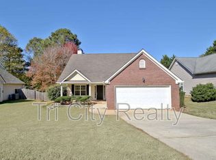 289 Baldwin Ct, Newnan, GA 30263