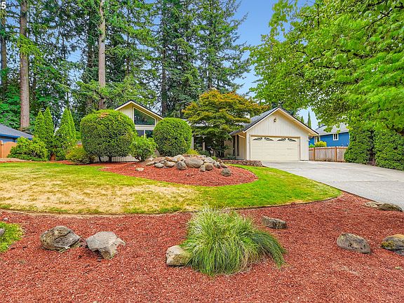 3rd image of 1713 SE 127th Ave