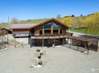5 Pony Rd, Okanogan, WA 98862